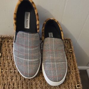 Steve Madden Men's Plaid Slip-On Loafers - Gray and Brown